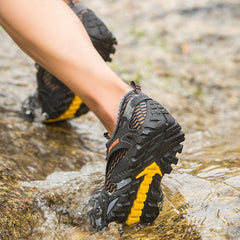 Men Quick Dry Slip-On Outdoor Barefoot Water Sneakers